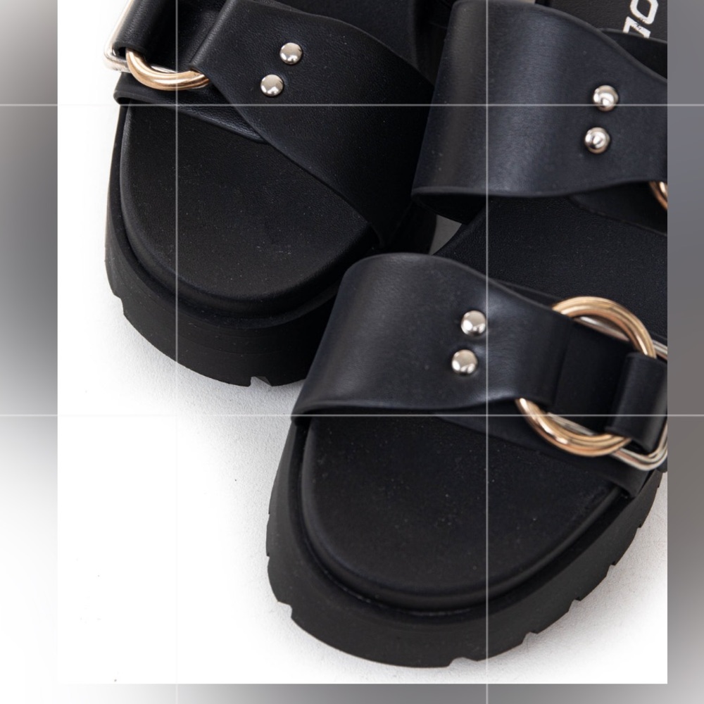Black platform sandals - Picture 2 of 7